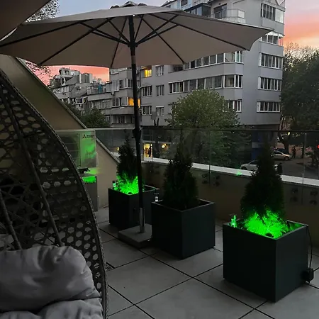 A-brilliant, New! Spacious & Modern In Whit Garage Appartement Varna