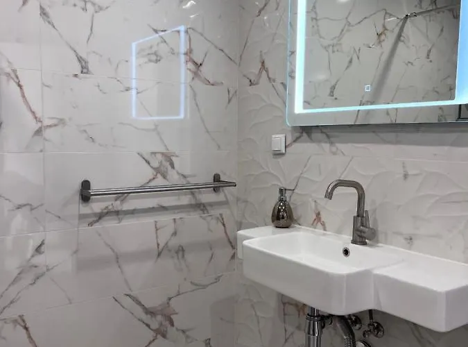 Lejlighed A-brilliant, New! Spacious & Modern In Whit Garage Varna