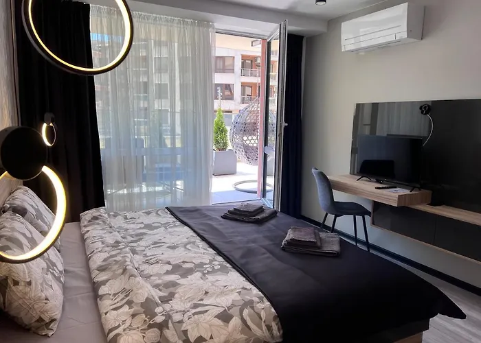 Lejlighed A-brilliant, New! Spacious & Modern In Whit Garage