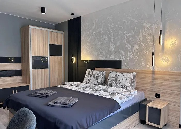 A-brilliant, New! Spacious & Modern In Whit Garage Lejlighed Varna